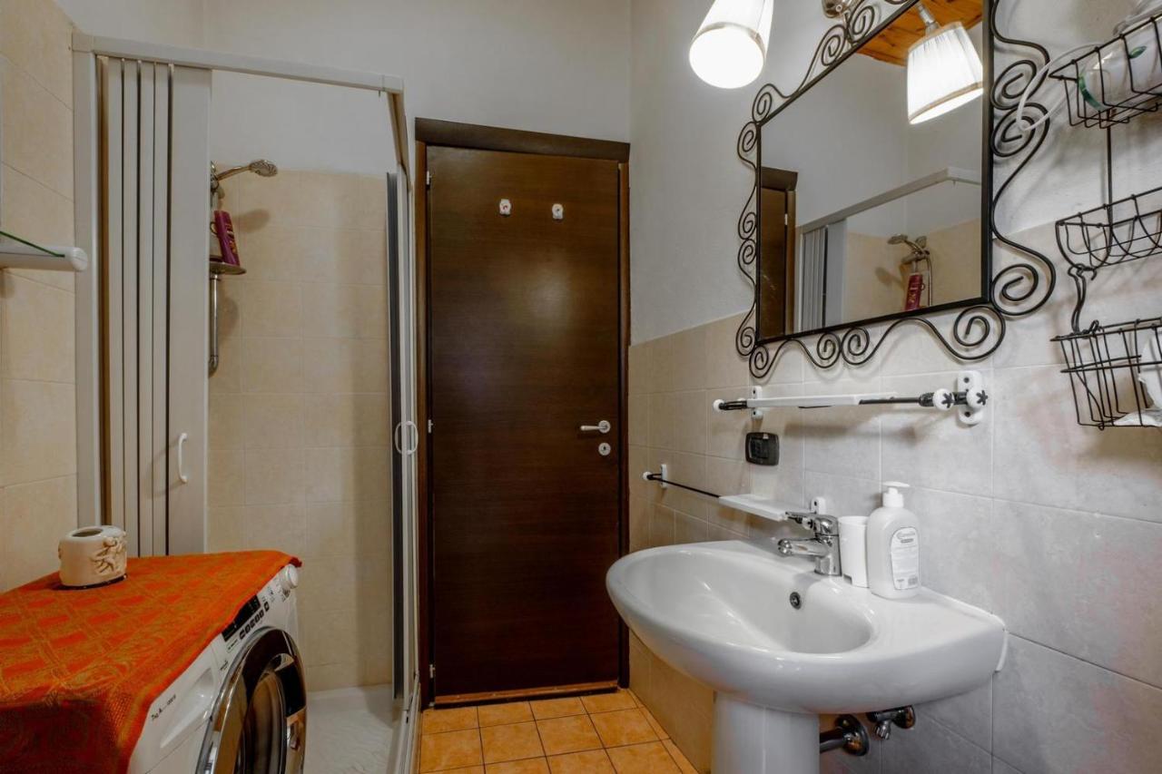 Casa Nel Corso Apartment Питиляно Екстериор снимка