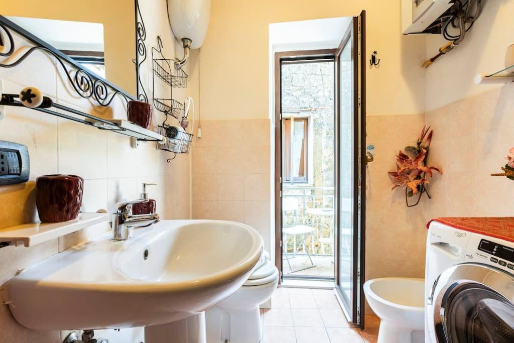 Casa Nel Corso Apartment Питиляно Екстериор снимка