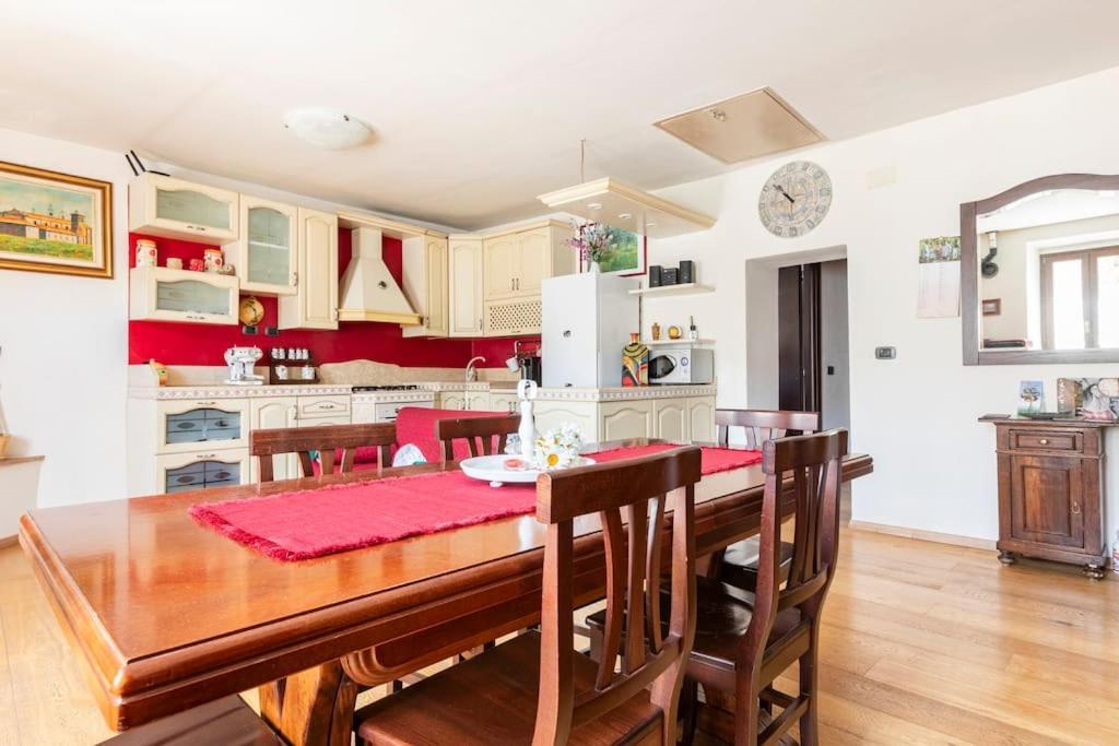 Casa Nel Corso Apartment Питиляно Екстериор снимка