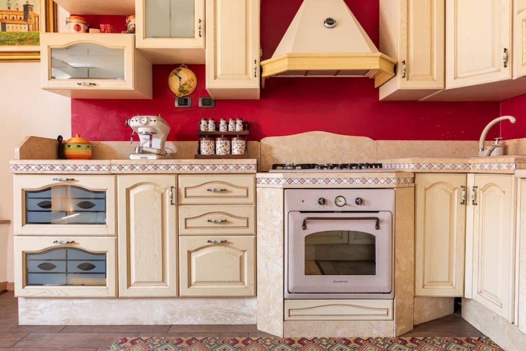 Casa Nel Corso Apartment Питиляно Екстериор снимка